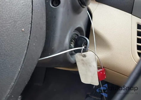 2013 Hyundai Elantra Gls/Limited z USA, uszkodzony, nr VIN 5NPDH4AE2DH20310